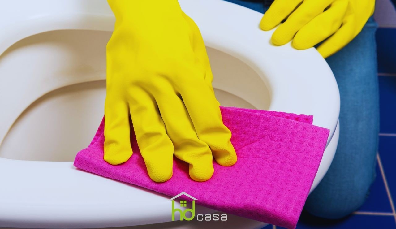 Come pulire i sanitari del bagno: guida completa - HD casa