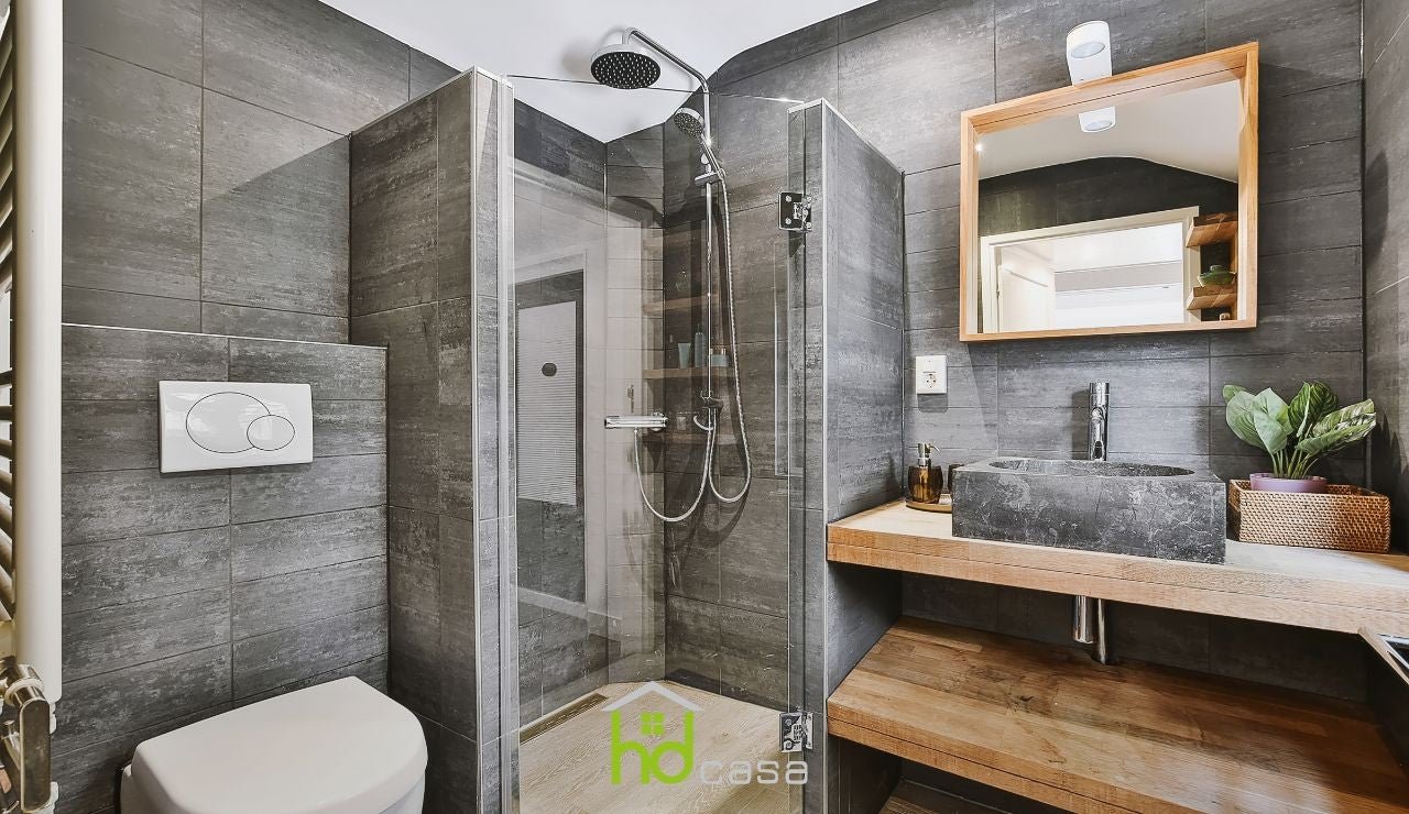 Come rivestire un bagno in modo elegante e funzionale - HD casa