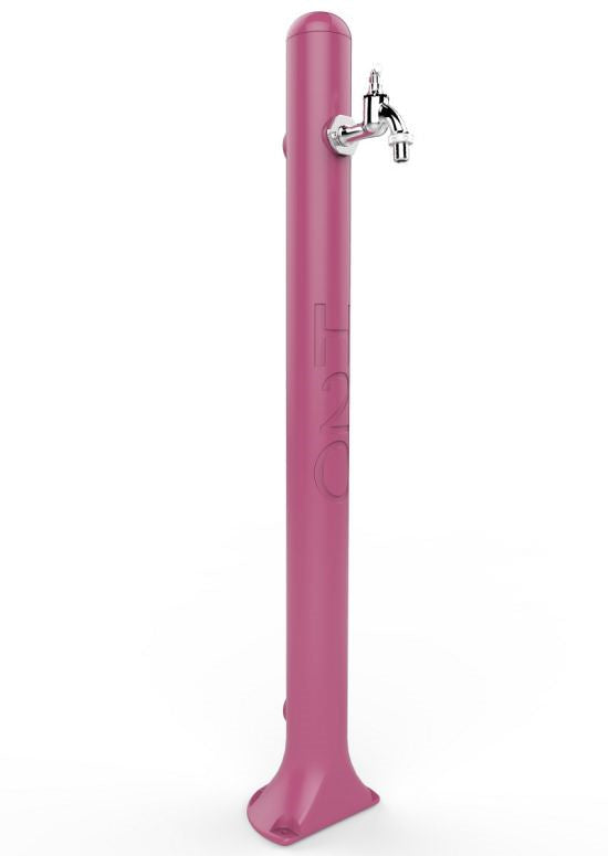 Fontana da esterno Arkema con rubinetto di colore fucsia