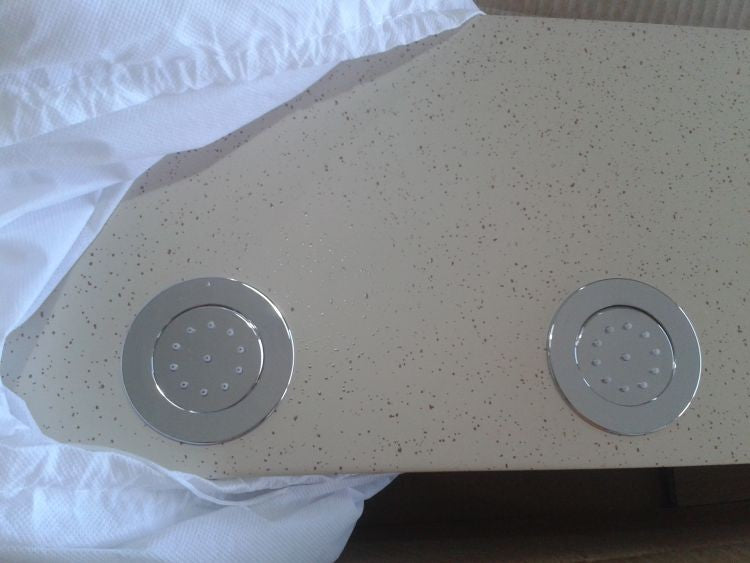 Colonna doccia multifunzione modello SVEVA finitura in pietra