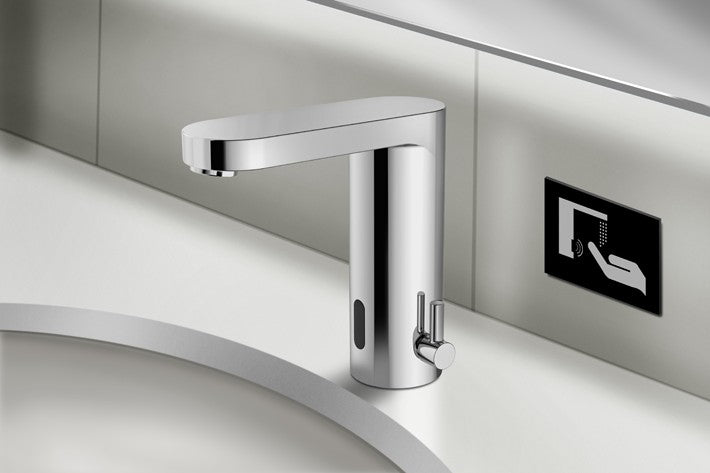 Rubinetto elettronico SUELLI per lavabo con miscelatore e fotocellula attivazione senza contatto