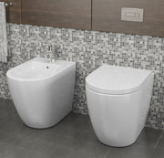 Coppia sanitari in ceramica  filomuro WC e bidet con sedile soft close