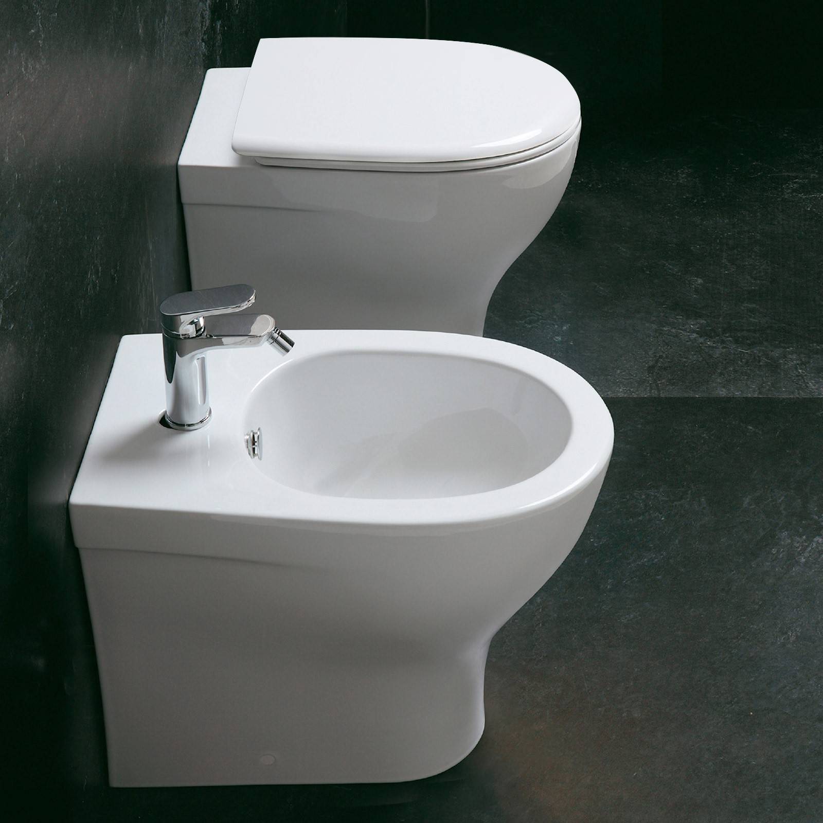 Sanitari filo muro Azzurra Pratica terra wc + bidet e sedile