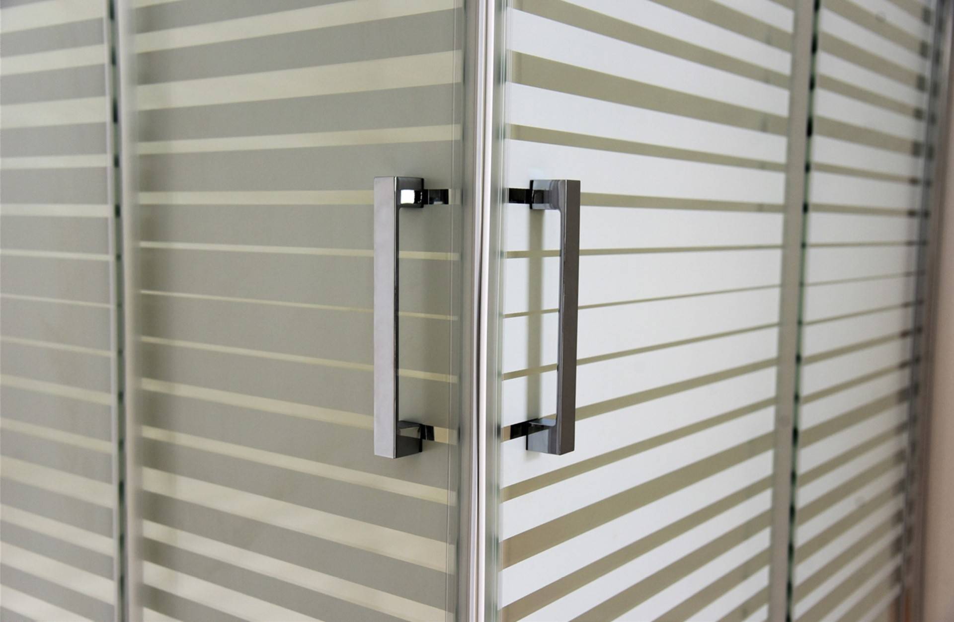 Box doccia Angolare Style profilo cromato 80x80cm da 6mm in cristallo serigrafato