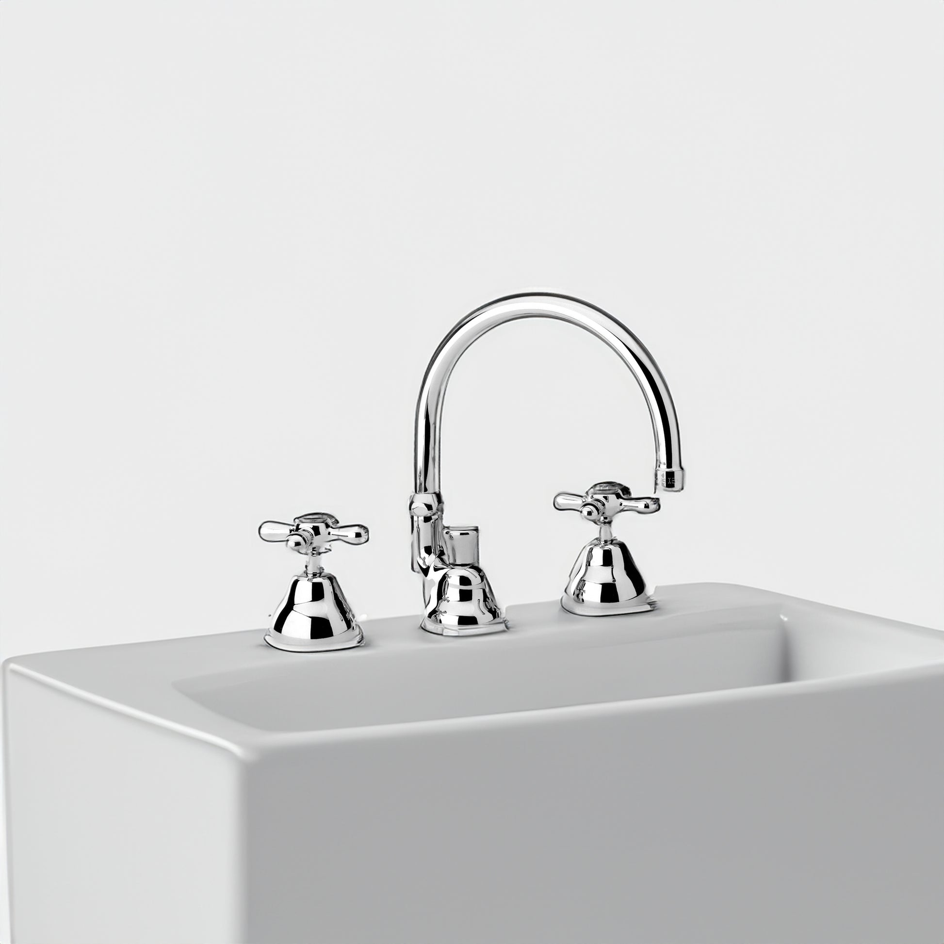 Batteria lavabo a tre fori con bocca alta orientabile Liberty cromo + piletta 1"1/4 — Paini