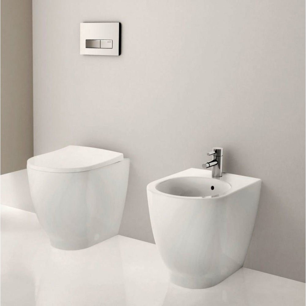 Bidet filo parete Acanto monoforo — Geberit - HD casa