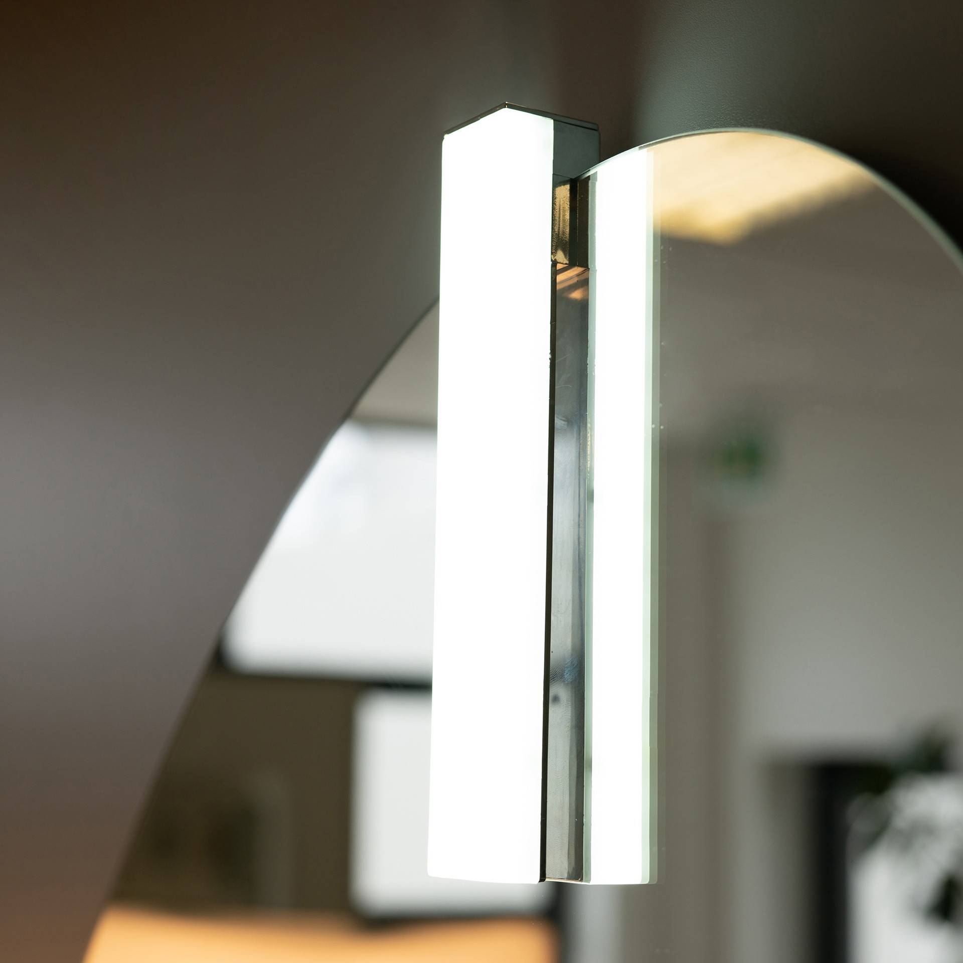 Lampada LED mod. Cometa per specchio 215/EL - HD casa