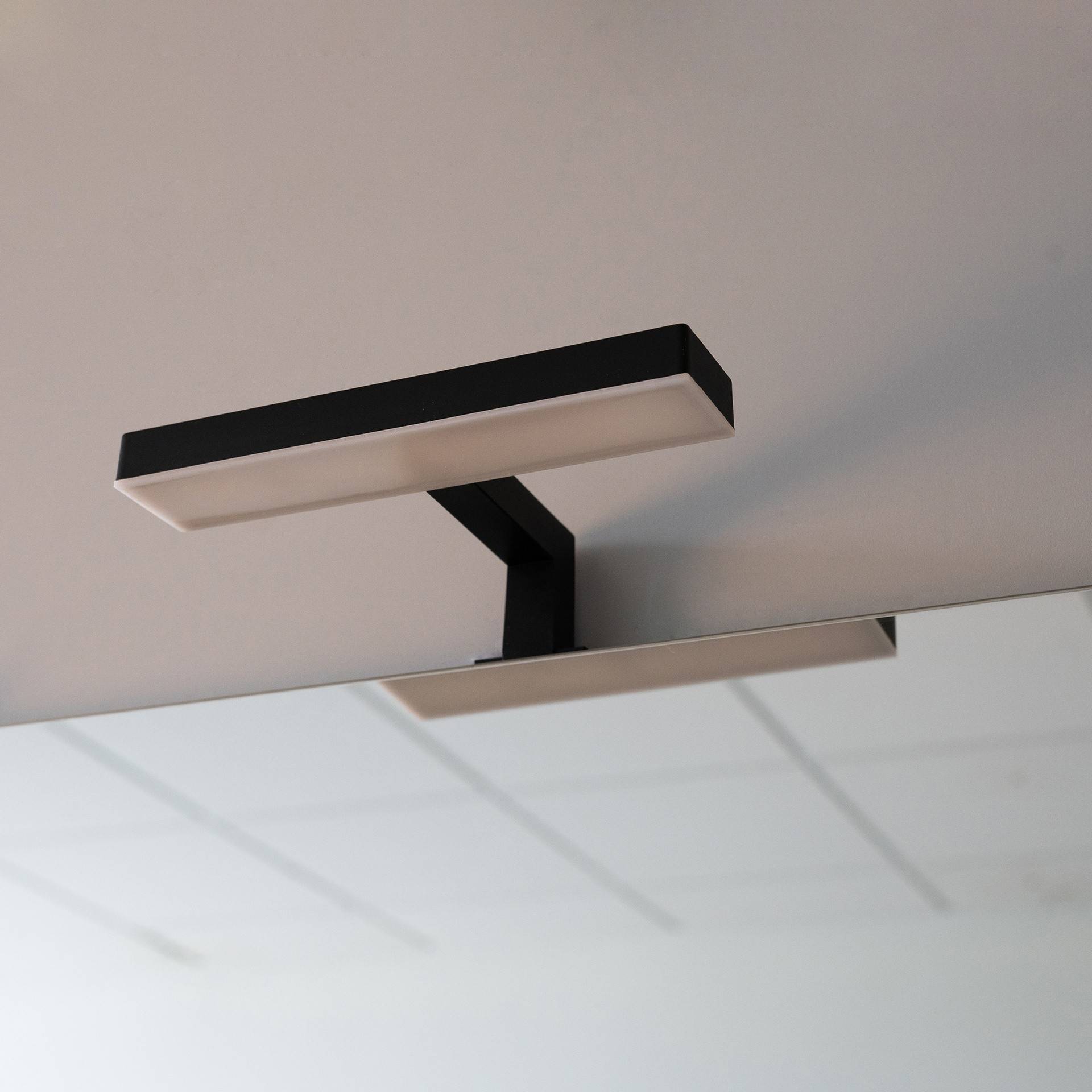 Lampada LED mod. Saturn - nero opaco - HD casa