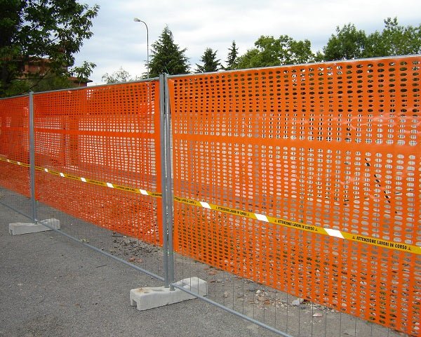 Rete di delimitazione cantiere leggera 1,2x50 mt — Cardinale - HD casa