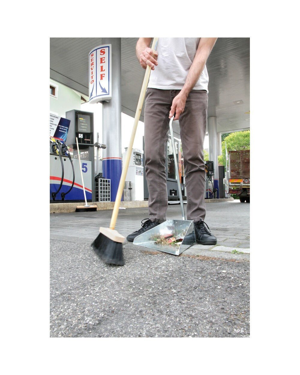 Scopa industriale 27 cm - setole piumate - HD casa