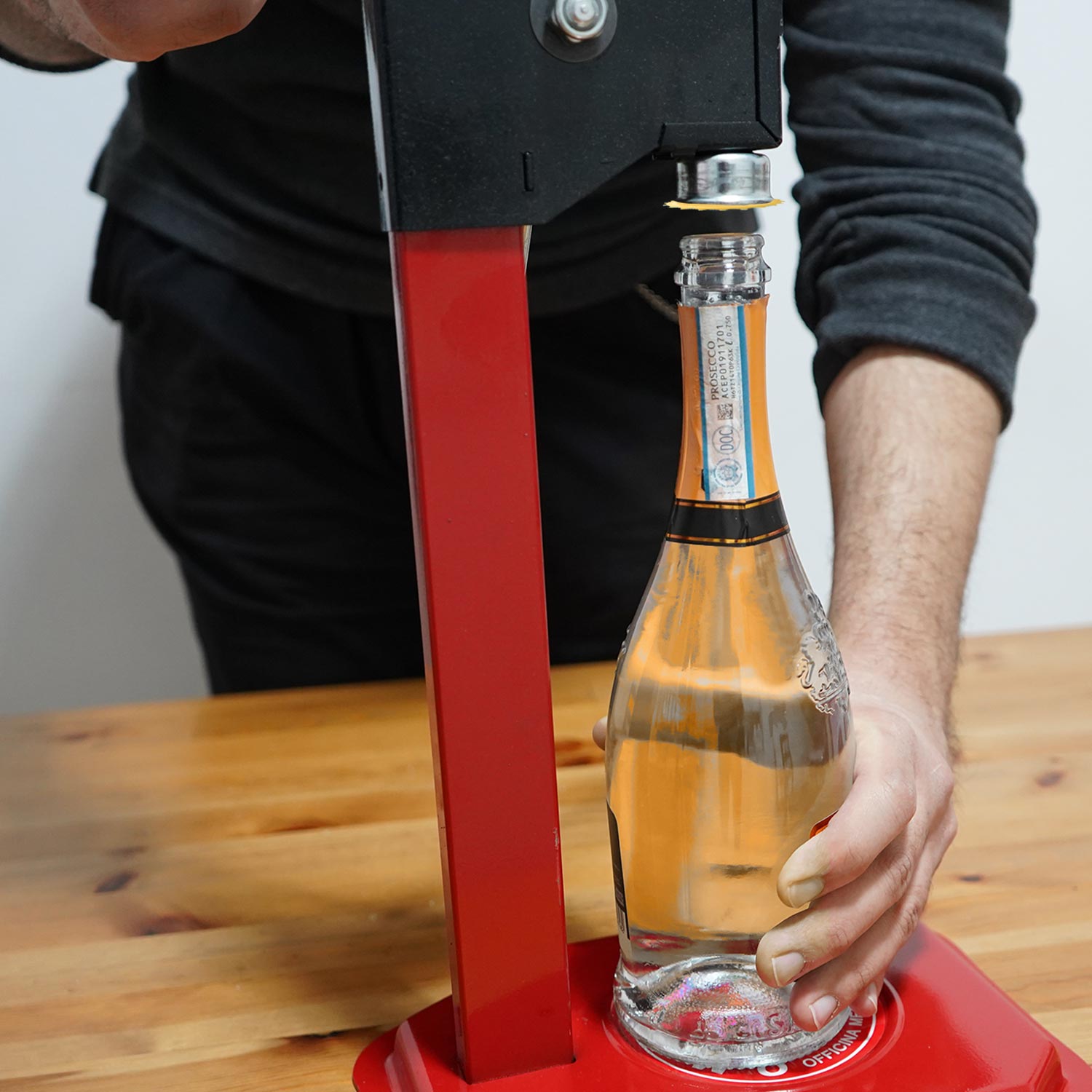 Tappatrice a colonna a leva — O.m.a.c - HD casa