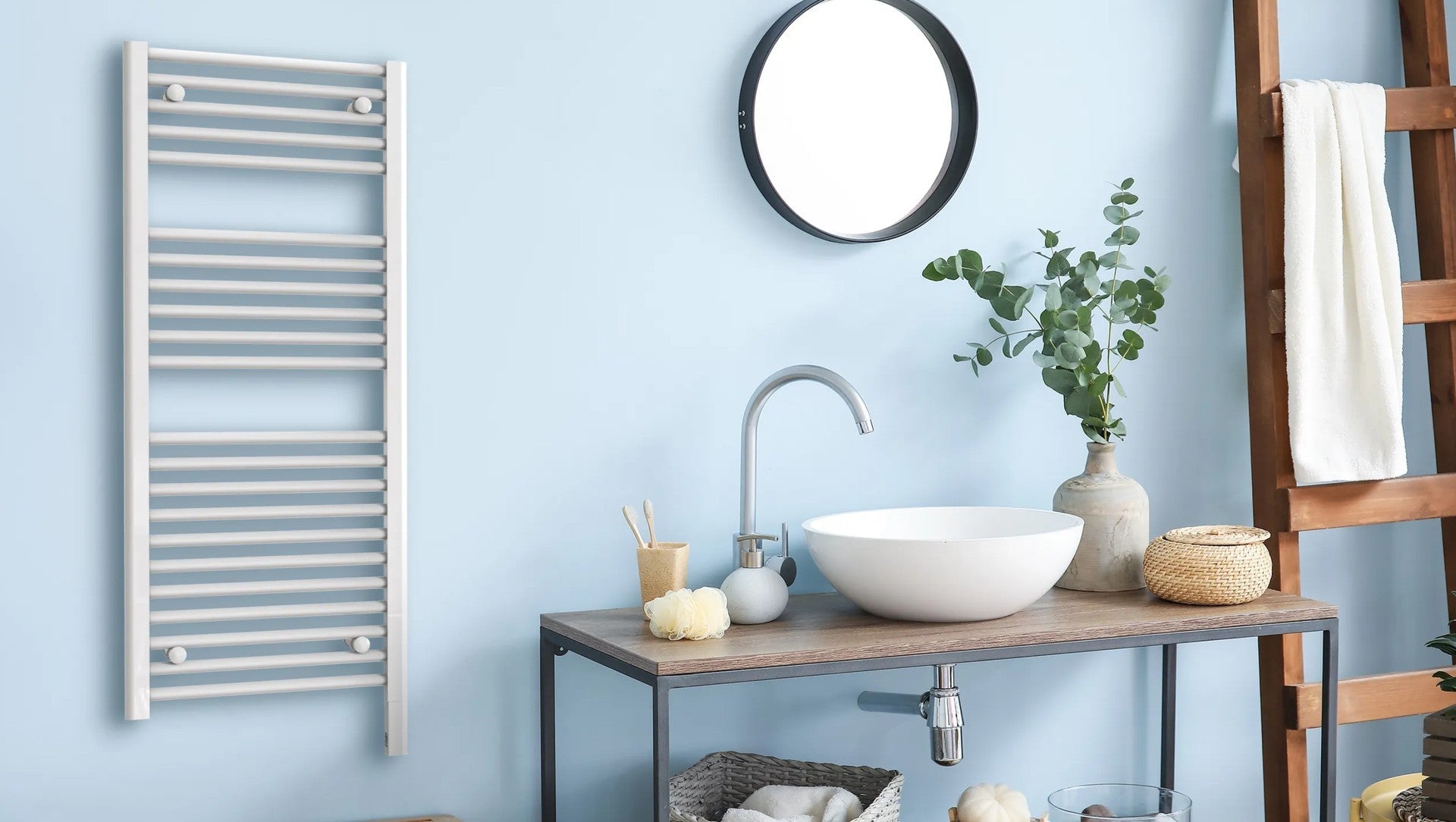 Termoarredo Elettrico De’Longhi Fantasia 1041x500 500W, Interruttore On / Off Design Moderno con Tubi Tondi - HD casa