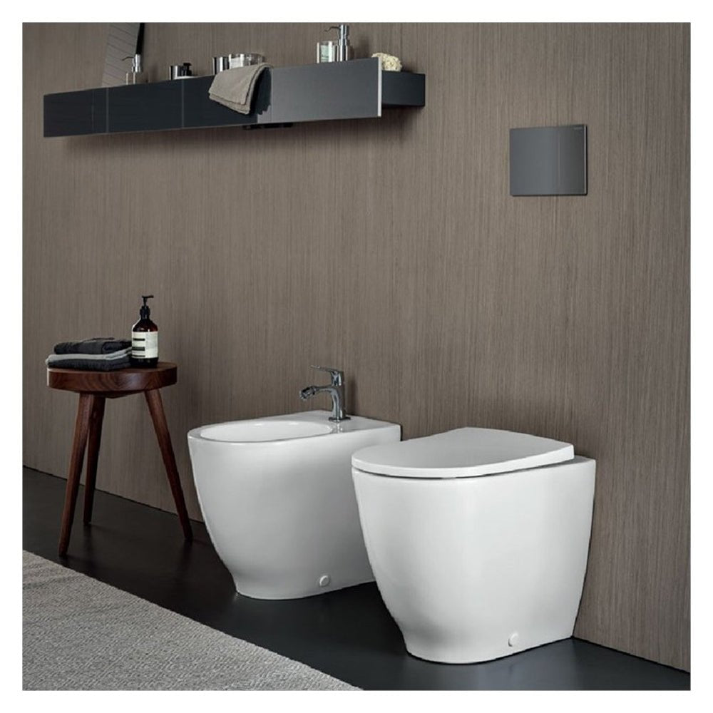 Vaso filo parete rimfree Acanto con sedile chiusura rallentata — Geberit - HD casa