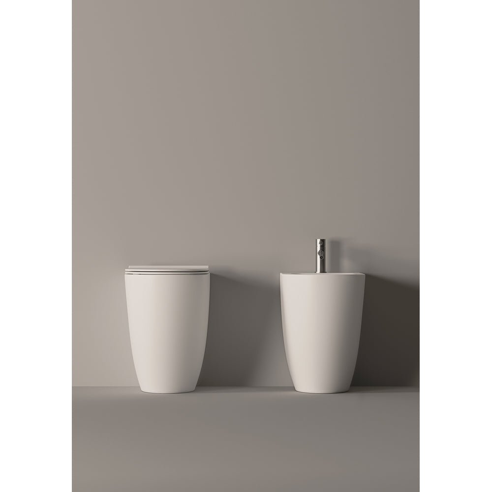 Vaso filo parete rimfree form SQUARE" scarico universale — Alice - HD casa